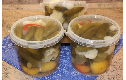 Mixed Pickles 1,1 l; 2,5 l; im kleinen Eimer