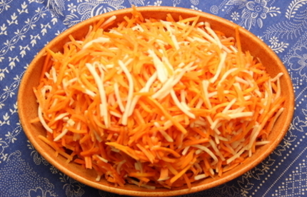 Gemischter Salat (Möhren-Sellerie)